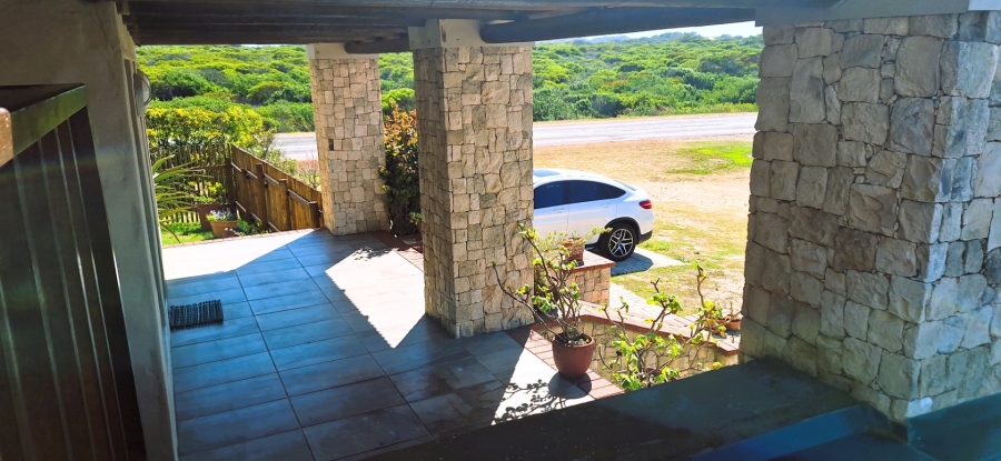 4 Bedroom Property for Sale in Witsand Western Cape